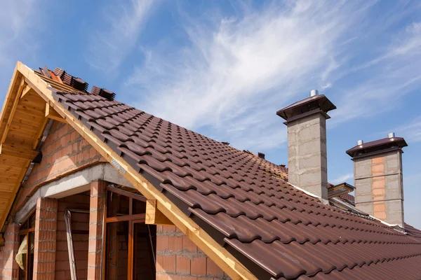 Roof Replacement Services: Types of Materials Offered